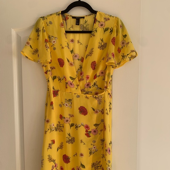 MIDI yellow floral wrap dress - Picture 1 of 3
